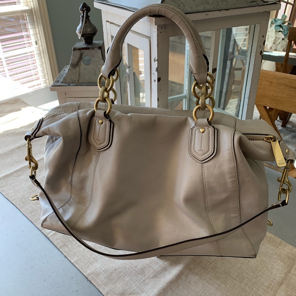 Authentic Coach Purse 👜 - Picture 4 of 8